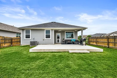 $341,990 | 228 Grns Byu Trail, Hutto, TX 78634