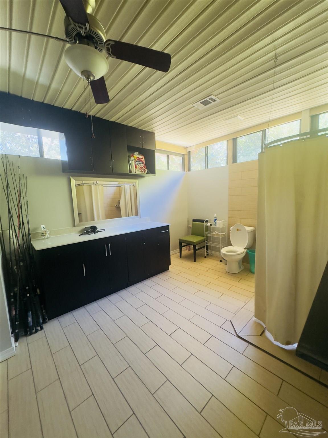 581 Calhoun Avenue Pensacola, FL 32507 - Photo 13 of 15