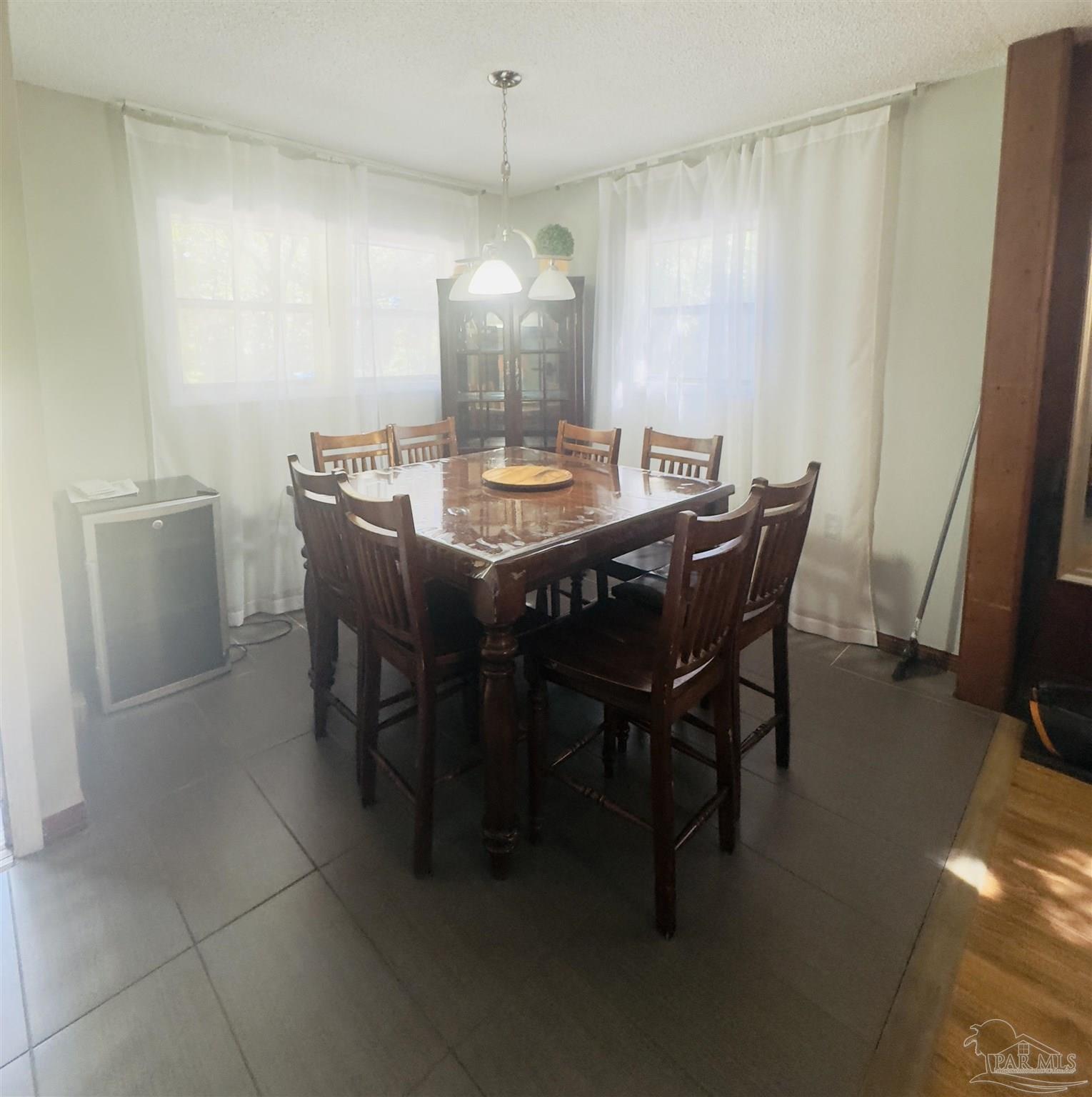 581 Calhoun Avenue Pensacola, FL 32507 - Photo 3 of 15