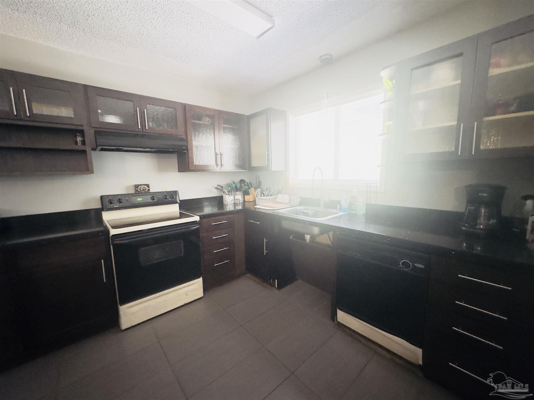 581 Calhoun Avenue Pensacola, FL 32507 - Photo 5 of 15