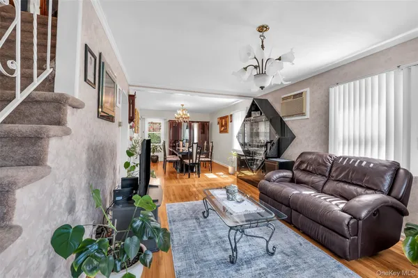 $719,000 | 495 Harding Avenue, West Hempstead, NY 11552