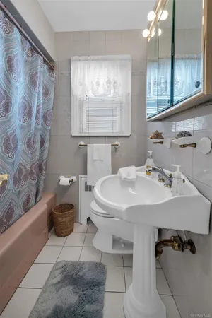 $719,000 | 495 Harding Avenue, West Hempstead, NY 11552