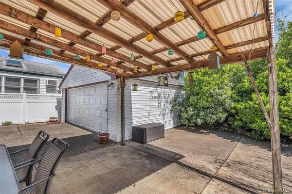 $719,000 | 495 Harding Avenue, West Hempstead, NY 11552