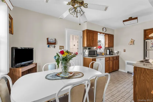 $719,000 | 495 Harding Avenue, West Hempstead, NY 11552