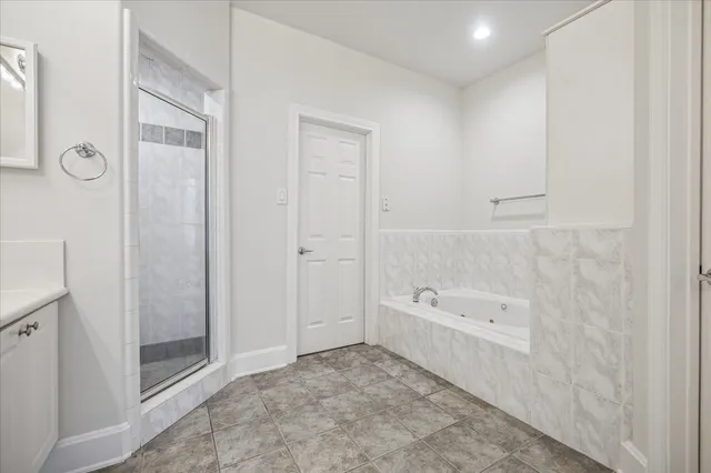 $450,000 | 2422 Dorrington Street, Unit B, Houston, TX 77030