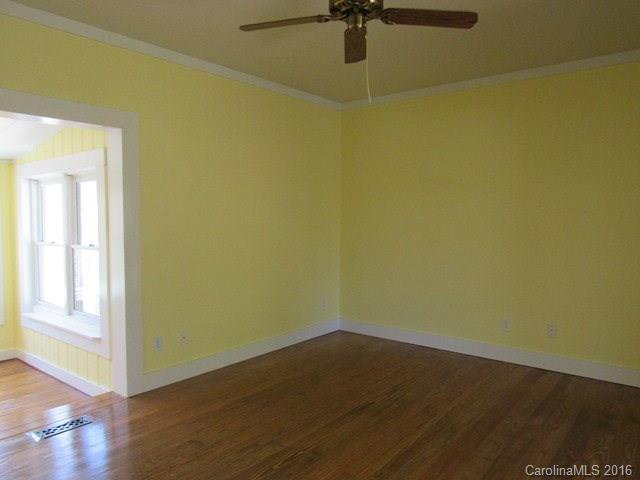 40 Pine Point Road Spruce Pine, NC 28777 - Photo 14 of 19 Gallery Image 14