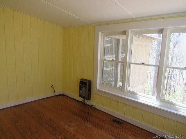 40 Pine Point Road Spruce Pine, NC 28777 - Photo 15 of 19 Gallery Image 15