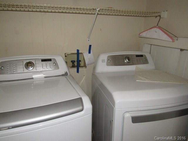 40 Pine Point Road Spruce Pine, NC 28777 - Photo 18 of 19 Gallery Image 18