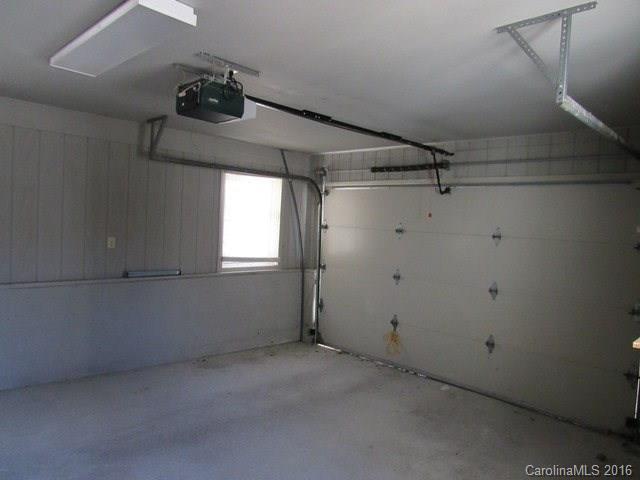 40 Pine Point Road Spruce Pine, NC 28777 - Photo 7 of 19 Gallery Image 7