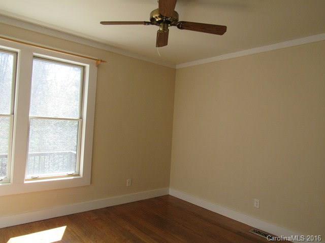 40 Pine Point Road Spruce Pine, NC 28777 - Photo 10 of 19 Gallery Image 10