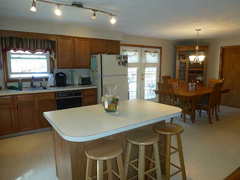 218 Scott Road Cumberland, RI 02864 - Photo 11 of 23 Kitchen.
