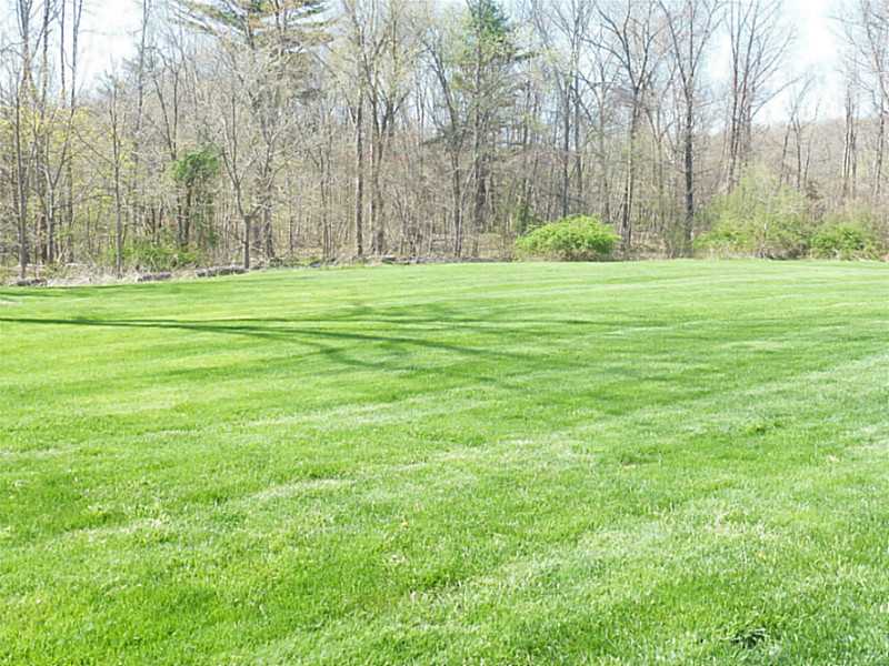 218 Scott Road Cumberland, RI 02864 - Photo 5 of 23 Yard/Garden.