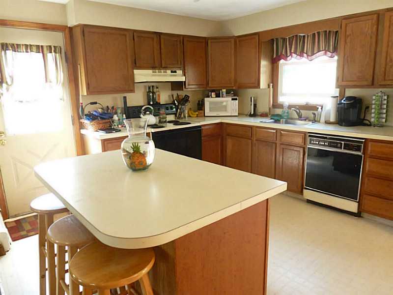 218 Scott Road Cumberland, RI 02864 - Photo 10 of 23 Kitchen.