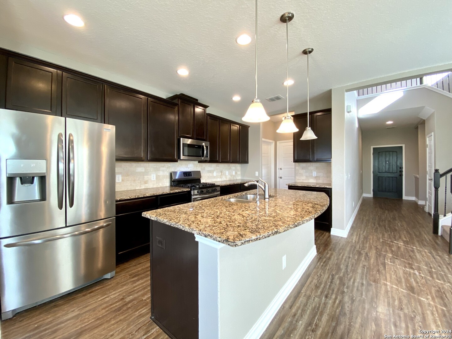 1206 Ranch Falls San Antonio, TX 78245 - Photo 16 of 92