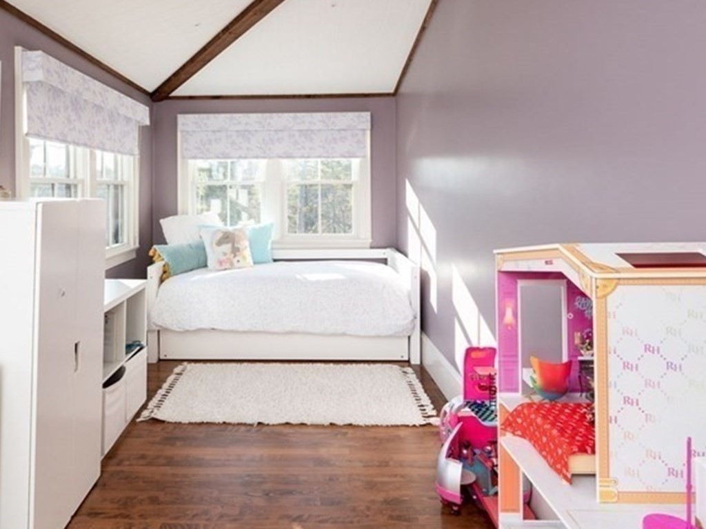 25 Mill Lane Hingham, MA 02043 - Photo 20 of 26 a bedroom with a bed and a window