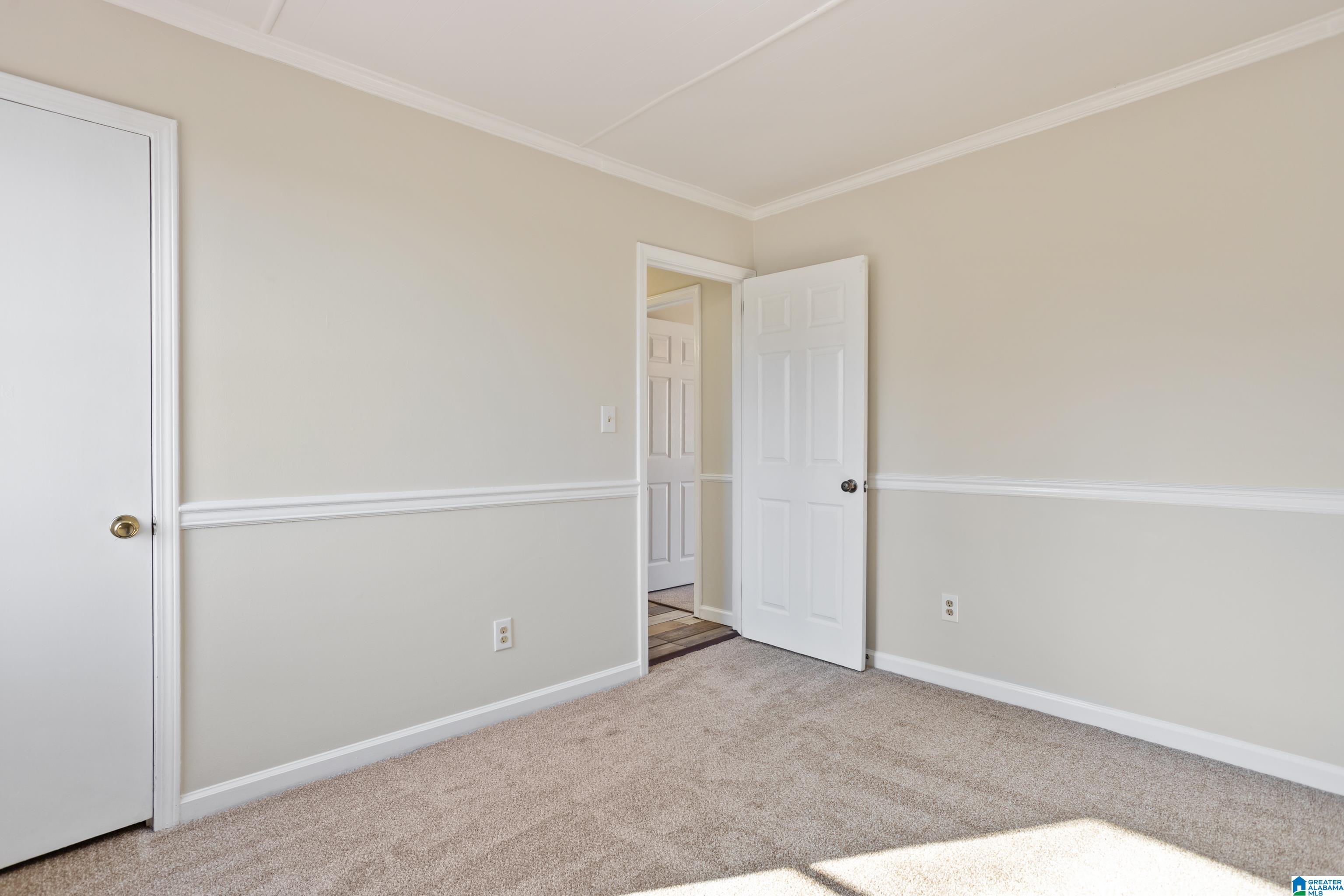5901 Creekwood Road Birmingham, AL 35210 - Photo 19 of 41