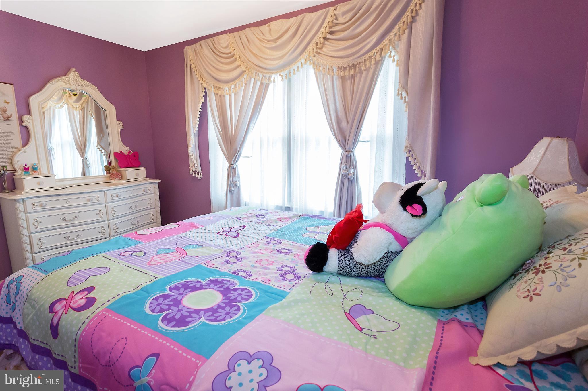 13245 Sturbridge Road Woodbridge, VA 22192 - Photo 17 of 30 Bedroom