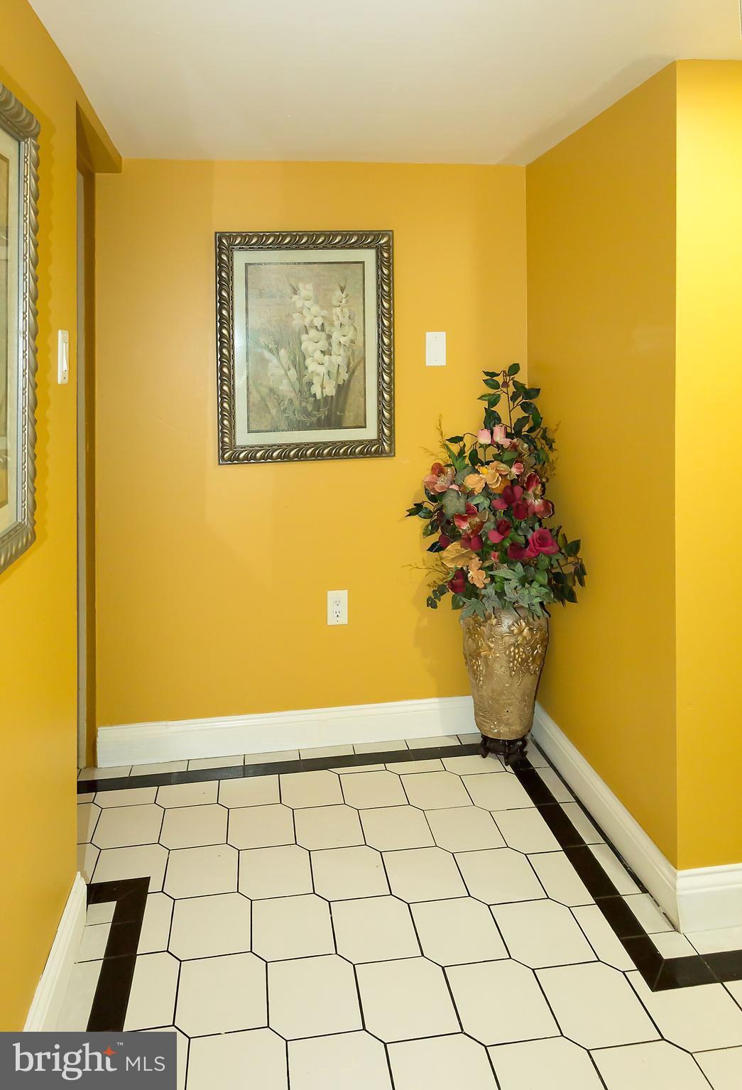 13245 Sturbridge Road Woodbridge, VA 22192 - Photo 5 of 30 Interior (General)