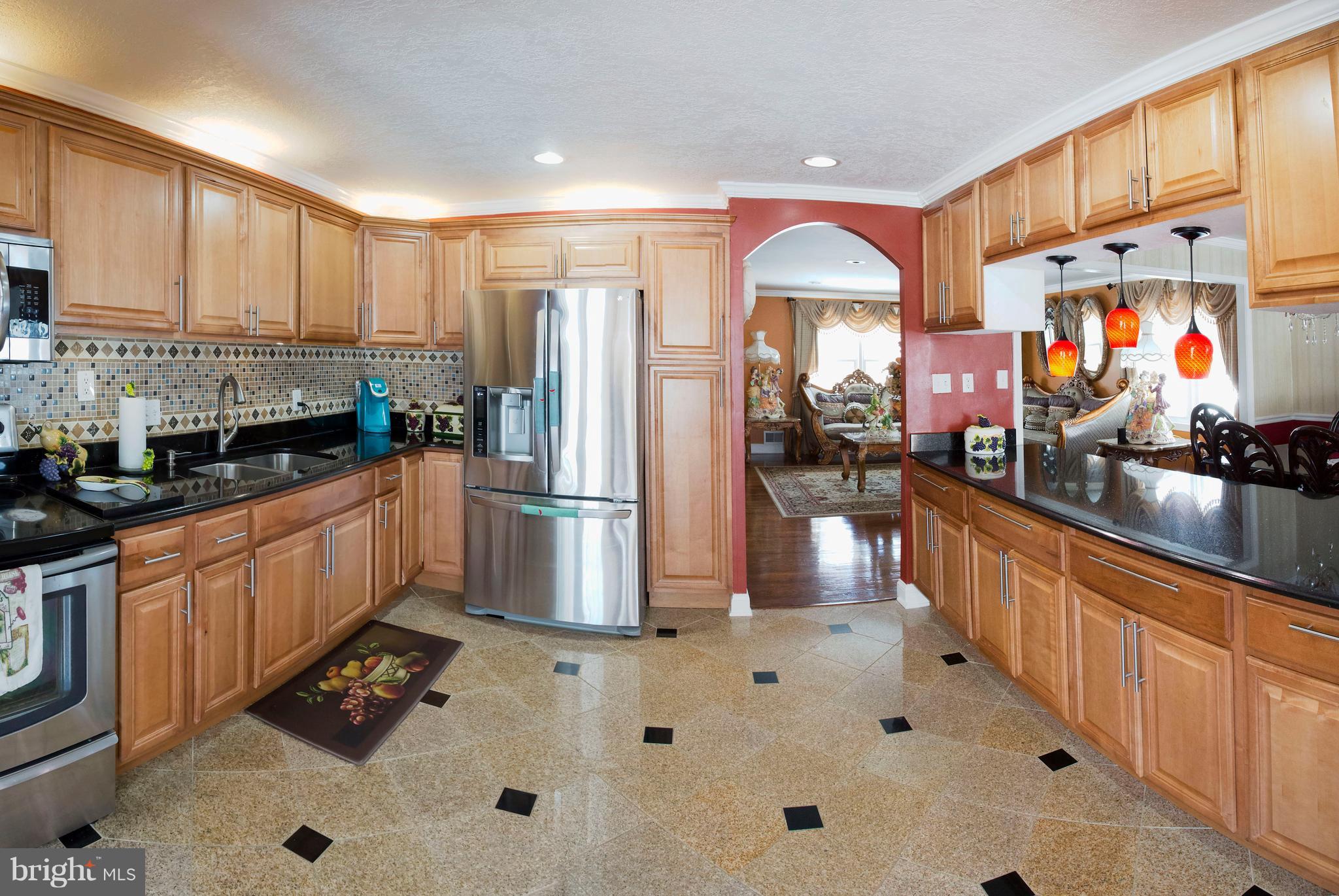 13245 Sturbridge Road Woodbridge, VA 22192 - Photo 10 of 30 Kitchen