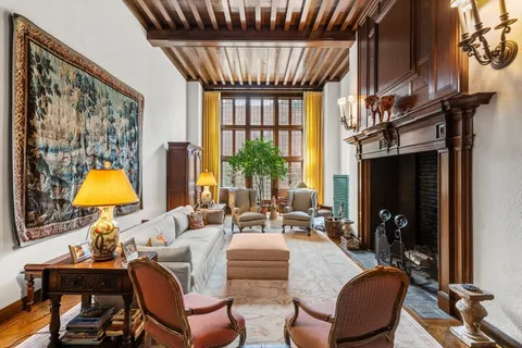 $9,450,000 | 32 Lime Street, Boston, MA 02108
