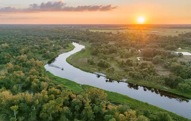 $3,100,000 | 1061 West Harris Road, Arcadia, FL 34266