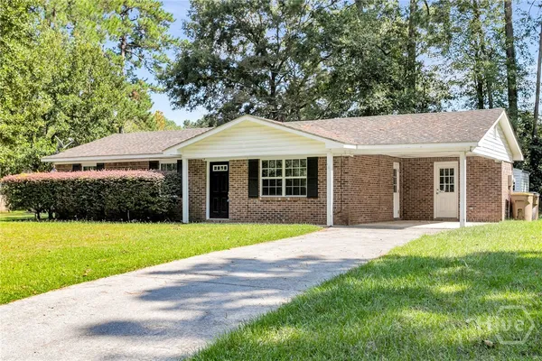 $1,975 | 226 Egret Circle, Richmond Hill, GA 31324