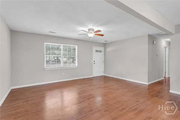 $1,975 | 226 Egret Circle, Richmond Hill, GA 31324