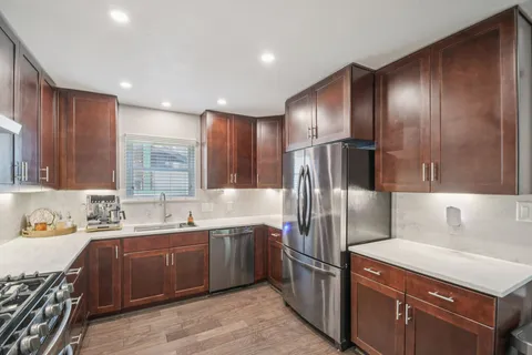 $575,000 | 6706 Breezy Pass, Austin, TX 78749