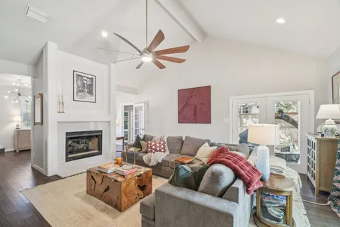 $575,000 | 6706 Breezy Pass, Austin, TX 78749