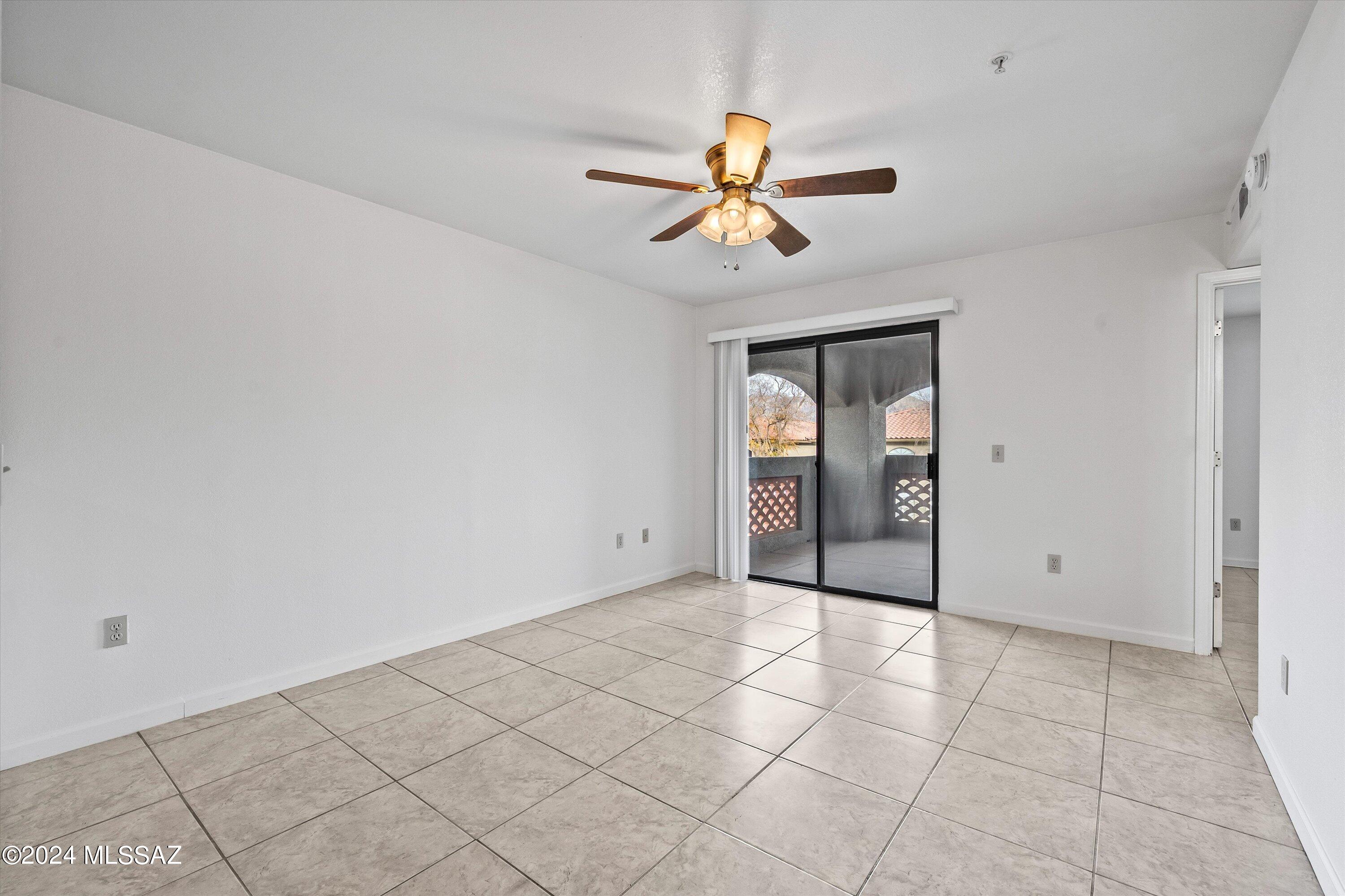 5751 North Kolb Road, Unit 30206 Tucson, AZ 85750 - Photo 7 of 34