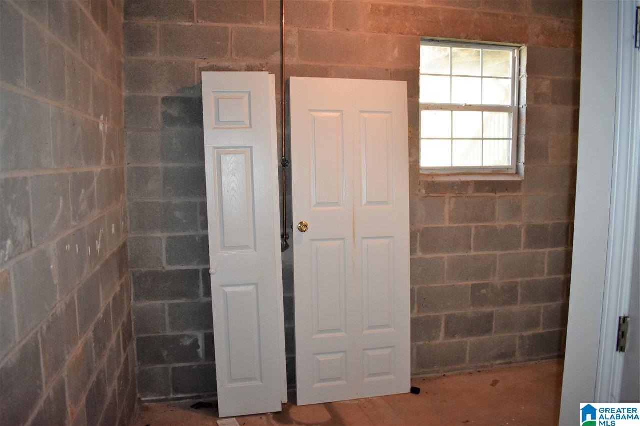 2005 Amanda Lane Birmingham, AL 35235 - Photo 24 of 31