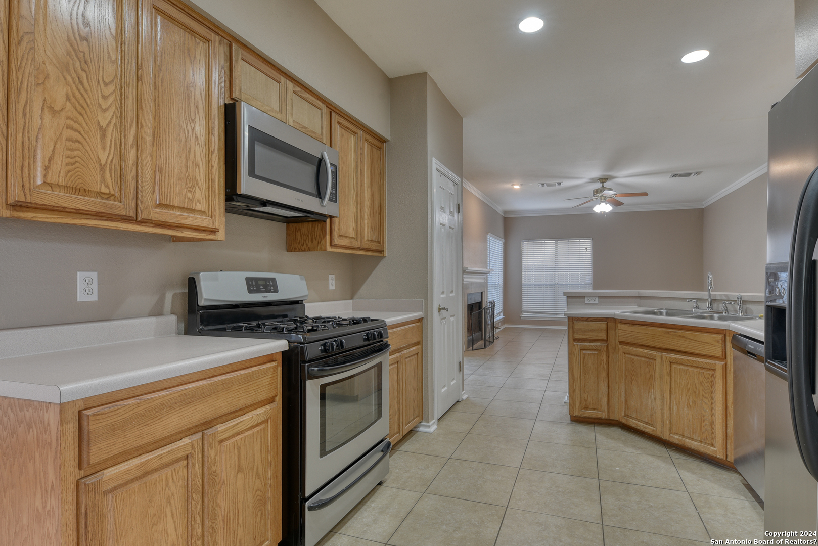 3723 Colter Road San Antonio, TX 78247 - Photo 5 of 16