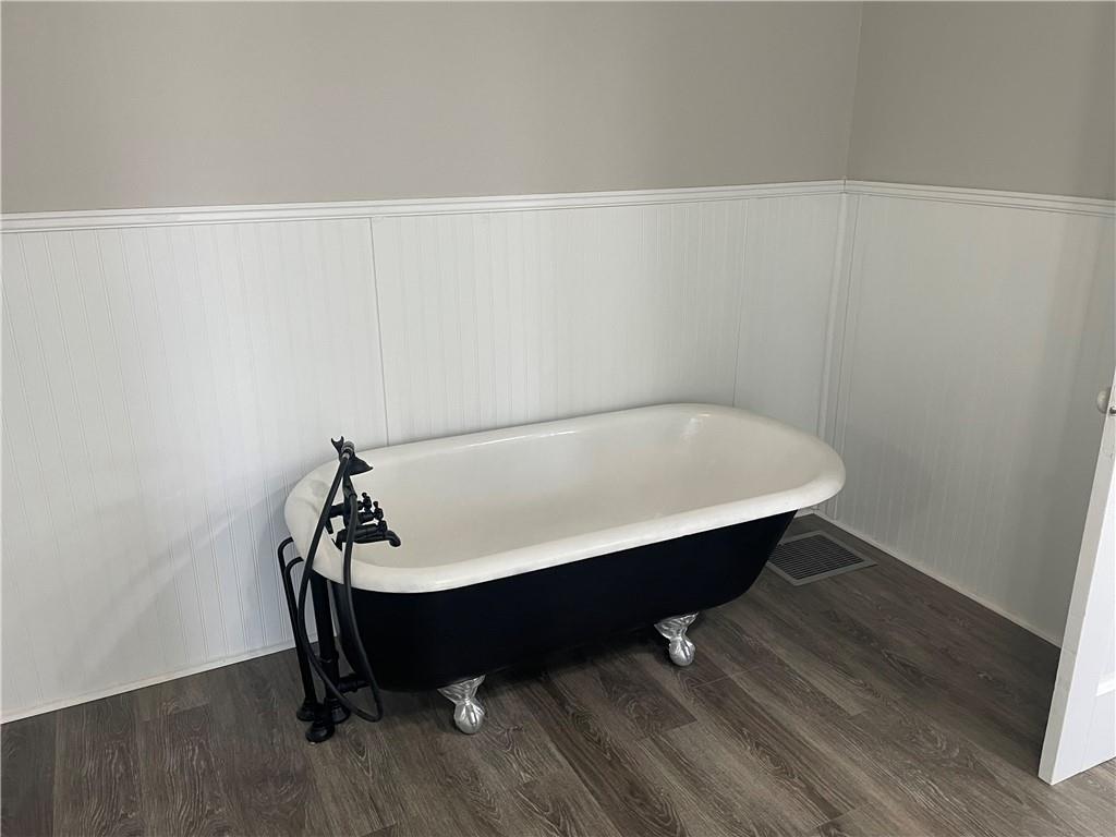 624 4th Street Monongahela, PA 15063 - Photo 24 of 29 a room with a table and a chair