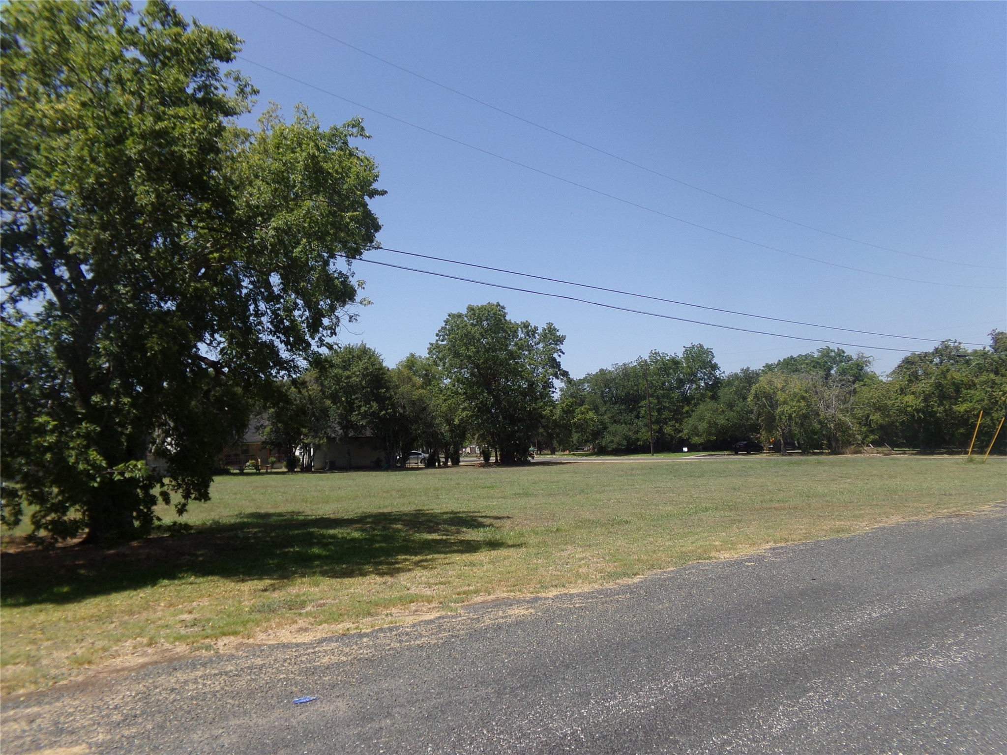 300 South Summit Street Weimar, TX 78962 - Photo 26 of 27 a view of a park