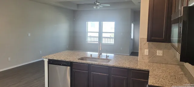 $2,195 | 218 Saddle Park, Cibolo, TX 78108
