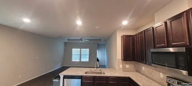 $2,195 | 218 Saddle Park, Cibolo, TX 78108