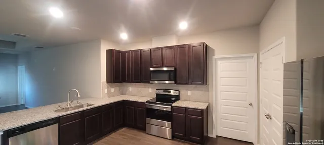 $2,195 | 218 Saddle Park, Cibolo, TX 78108