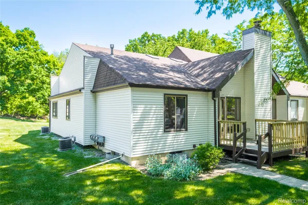 $154,899 | 2925 Staten Avenue, Unit 6, Lansing, MI 48910