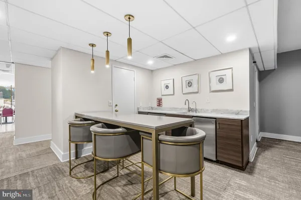 $413,900 | 6101 Edsall Road, Unit 602, Alexandria, VA 22304