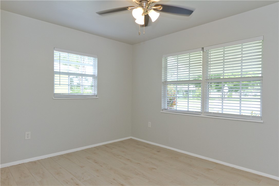 1660 6th Avenue Vero Beach, FL 32960 - Photo 12 of 25