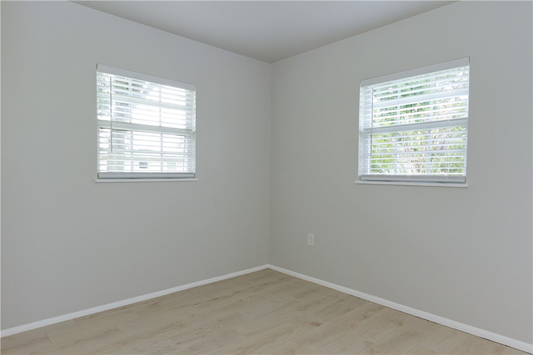 1660 6th Avenue Vero Beach, FL 32960 - Photo 14 of 25