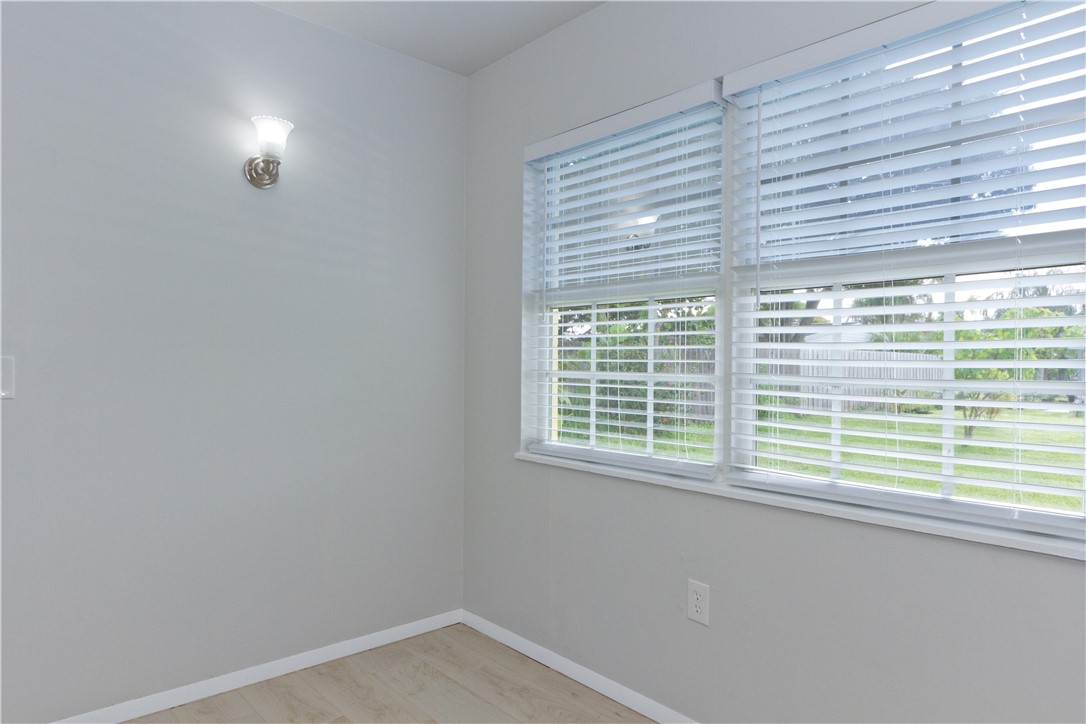 1660 6th Avenue Vero Beach, FL 32960 - Photo 10 of 25