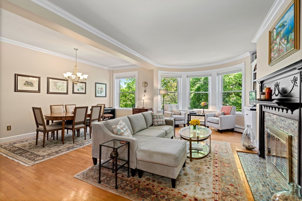 1083 Beacon Street, Unit 3 Brookline, MA 02446 - Photo 4 of 24