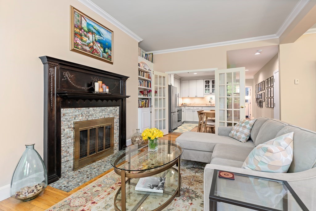 1083 Beacon Street, Unit 3 Brookline, MA 02446 - Photo 6 of 24