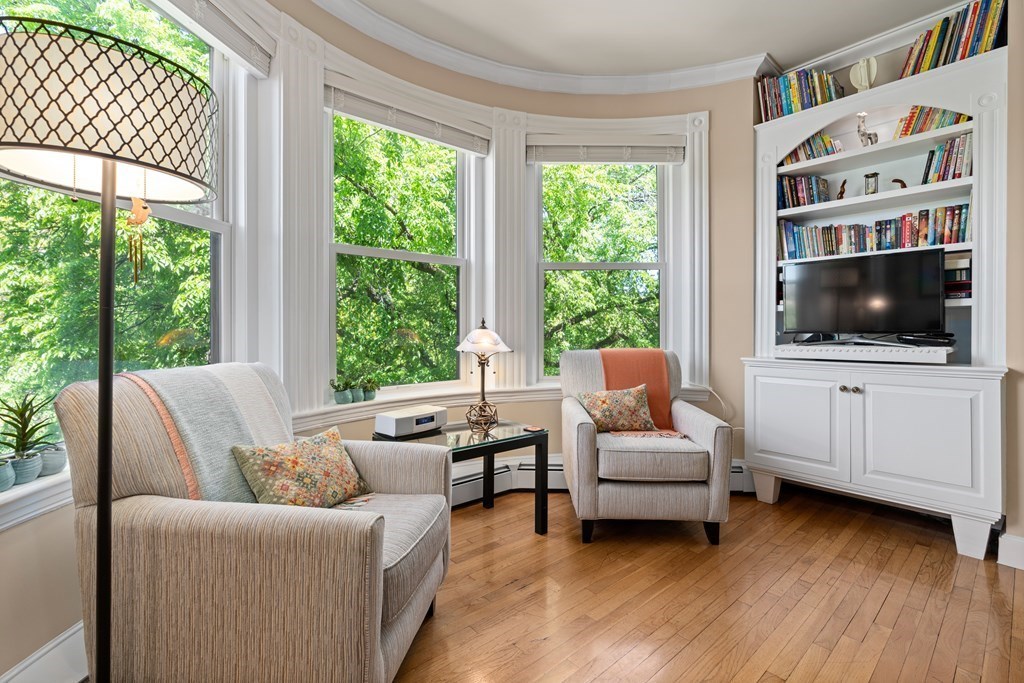 1083 Beacon Street, Unit 3 Brookline, MA 02446 - Photo 7 of 24