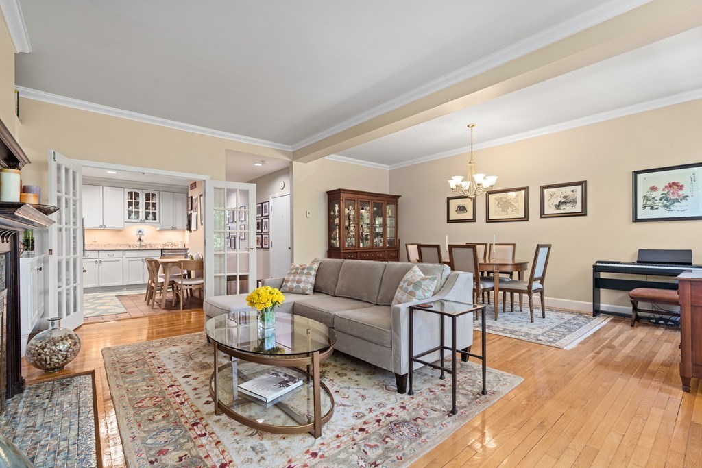 1083 Beacon Street, Unit 3 Brookline, MA 02446 - Photo 9 of 24