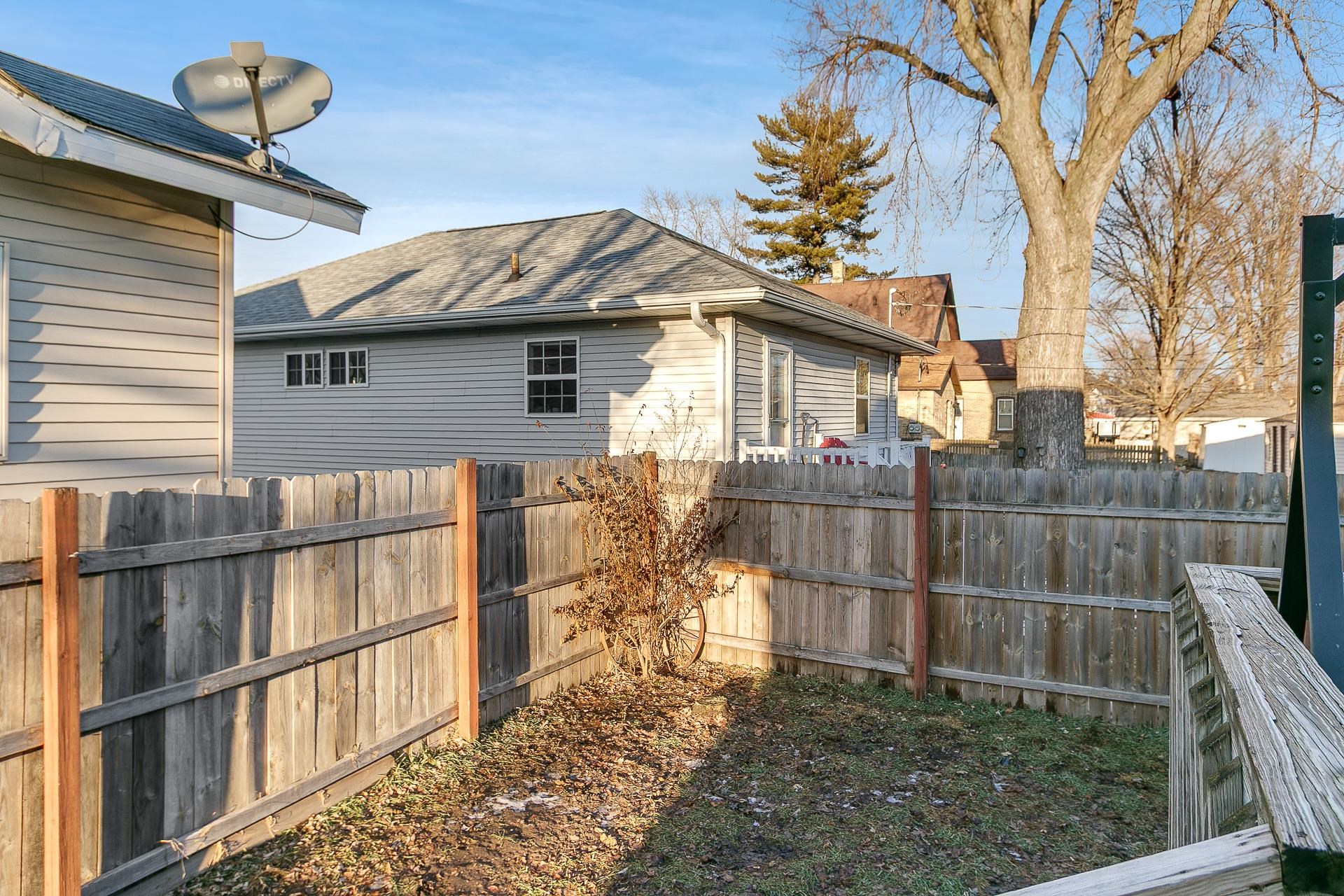 709 DeWitt Street Portage, WI 53901 - Photo 13 of 37