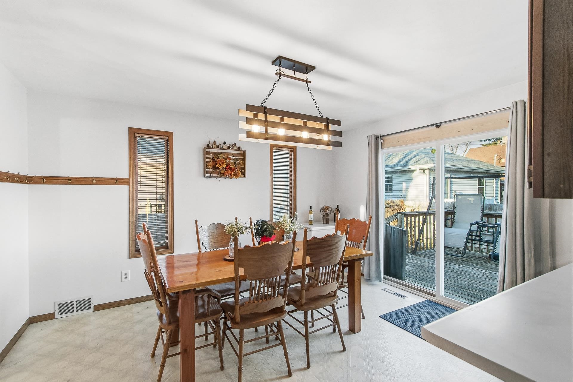 709 DeWitt Street Portage, WI 53901 - Photo 18 of 37