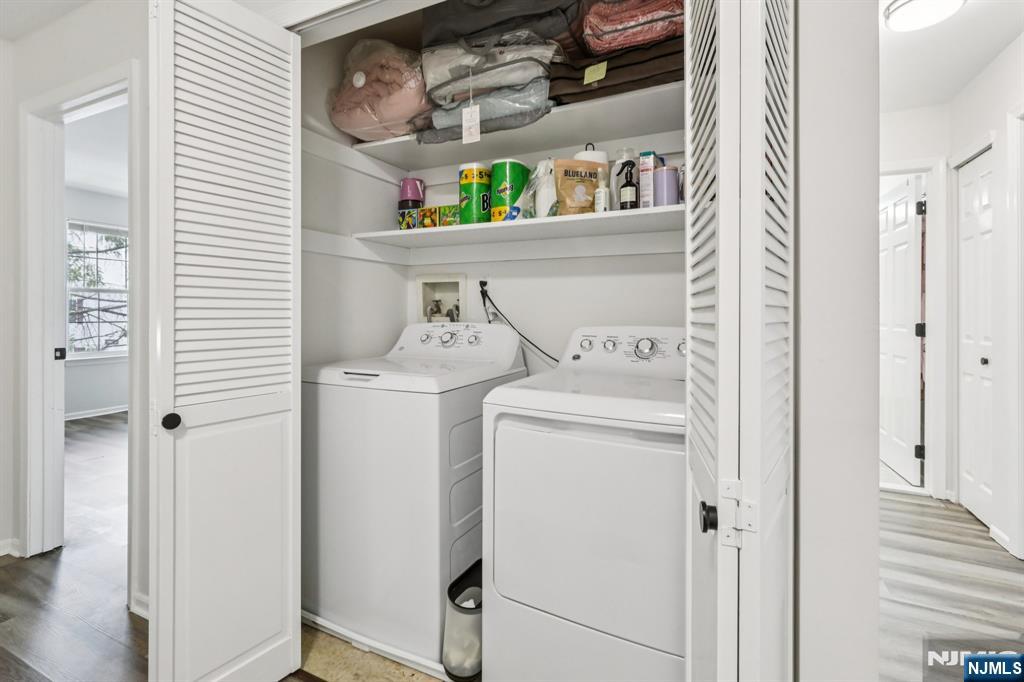 2071 Drake Court Mahwah, NJ 07430 - Photo 12 of 30