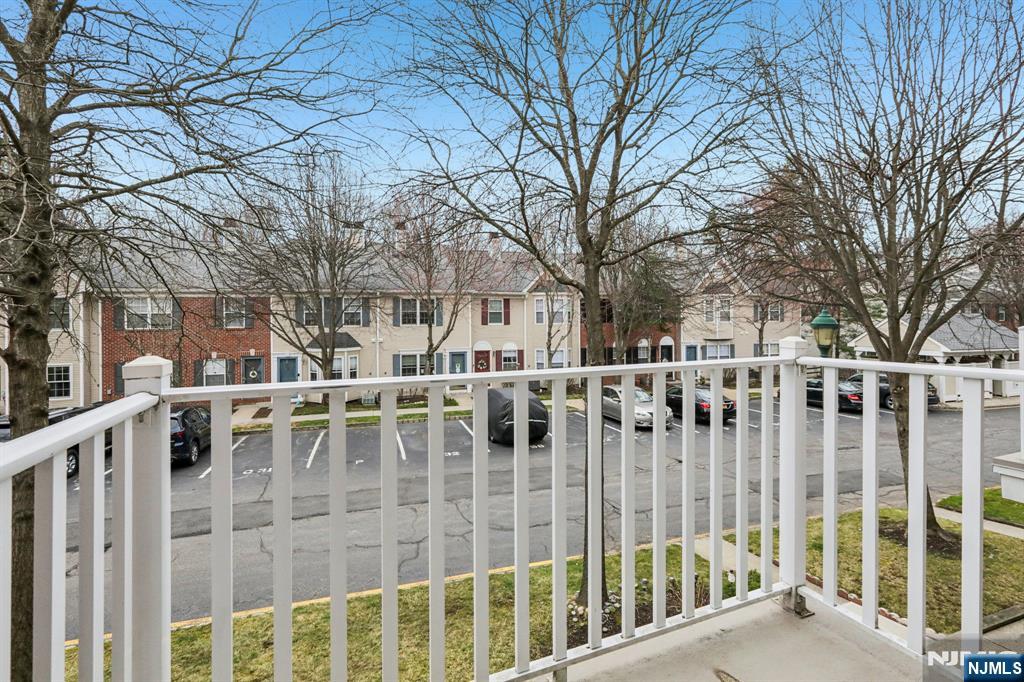 2071 Drake Court Mahwah, NJ 07430 - Photo 24 of 30